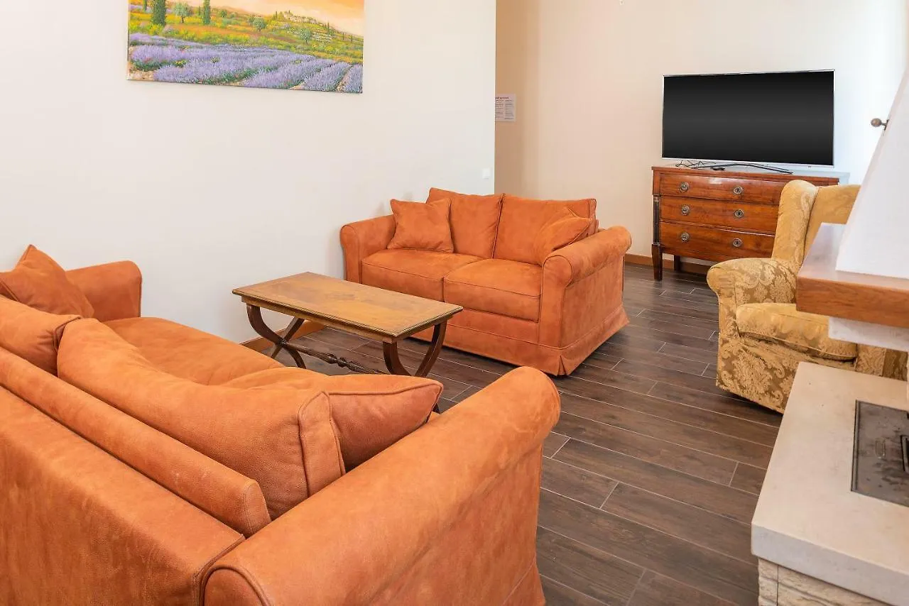 Borgo Apartment Bardolino 0*,